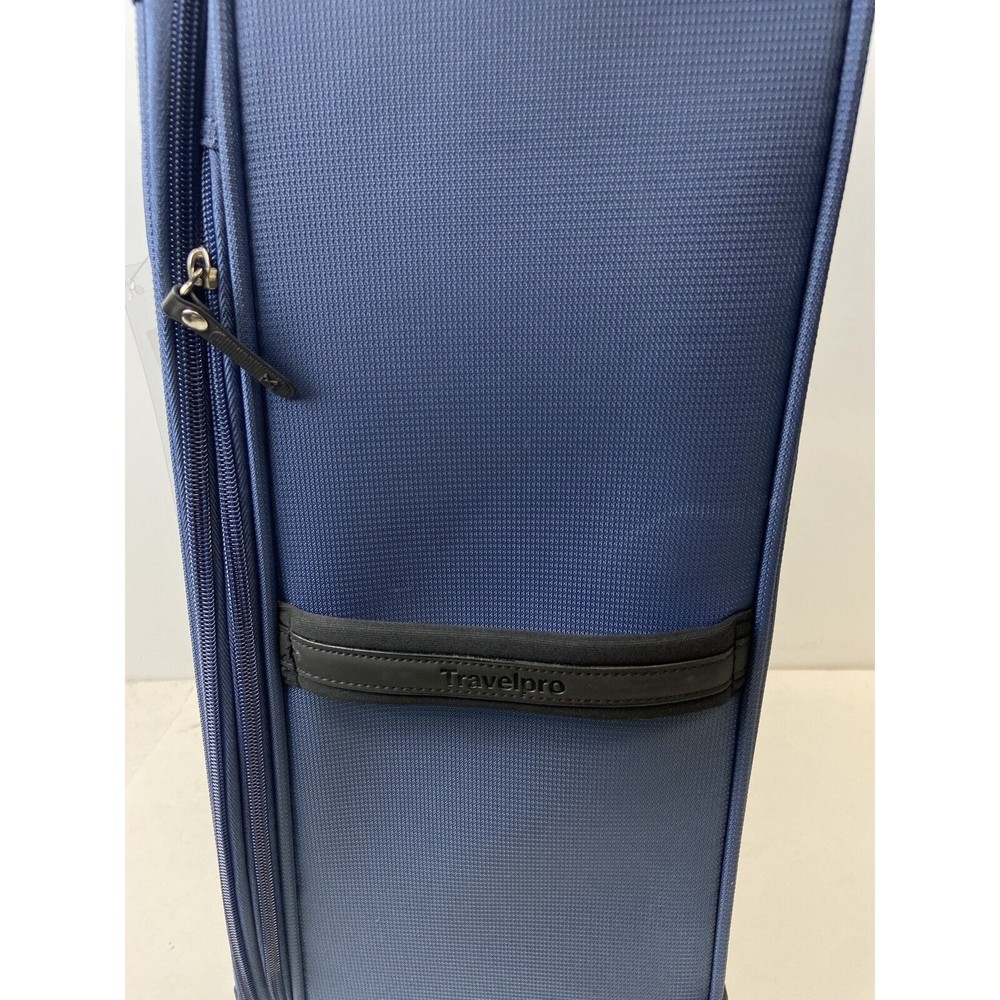 Travelpro Walkabout 5 21" 2-Wheel Expandable Softside Carry-On Suitcase Luggage - Picture 4 of 8